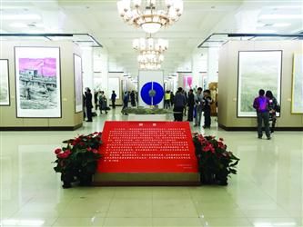 700余件精品新人新作唱主角，承辦展覽展示活動(dòng)引領(lǐng)創(chuàng)作新風(fēng)潮